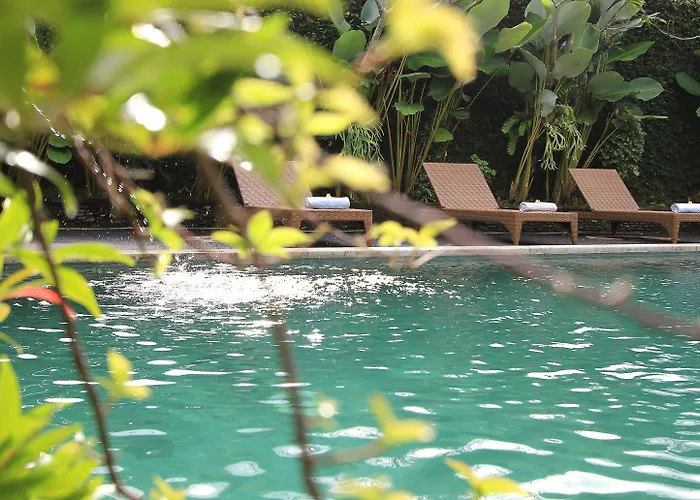 View 2* Ubud
