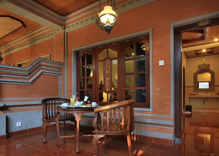 View 2* Ubud